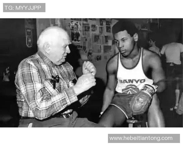 今天泰森与小罗伊琼斯的巅峰对决引发拳击界热议与期待